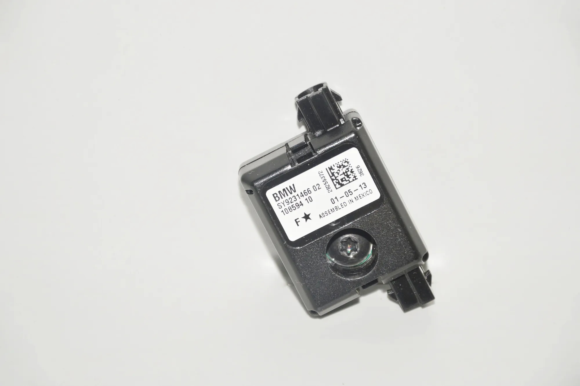 Antenna Amplifier – OEM 9231466 · BMW 3 (F30, F80) 320 d xDrive 2013 – 4