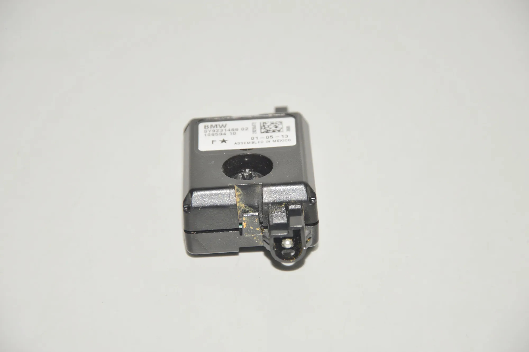Antenna Amplifier – OEM 9231466 · BMW 3 (F30, F80) 320 d xDrive 2013 – 4