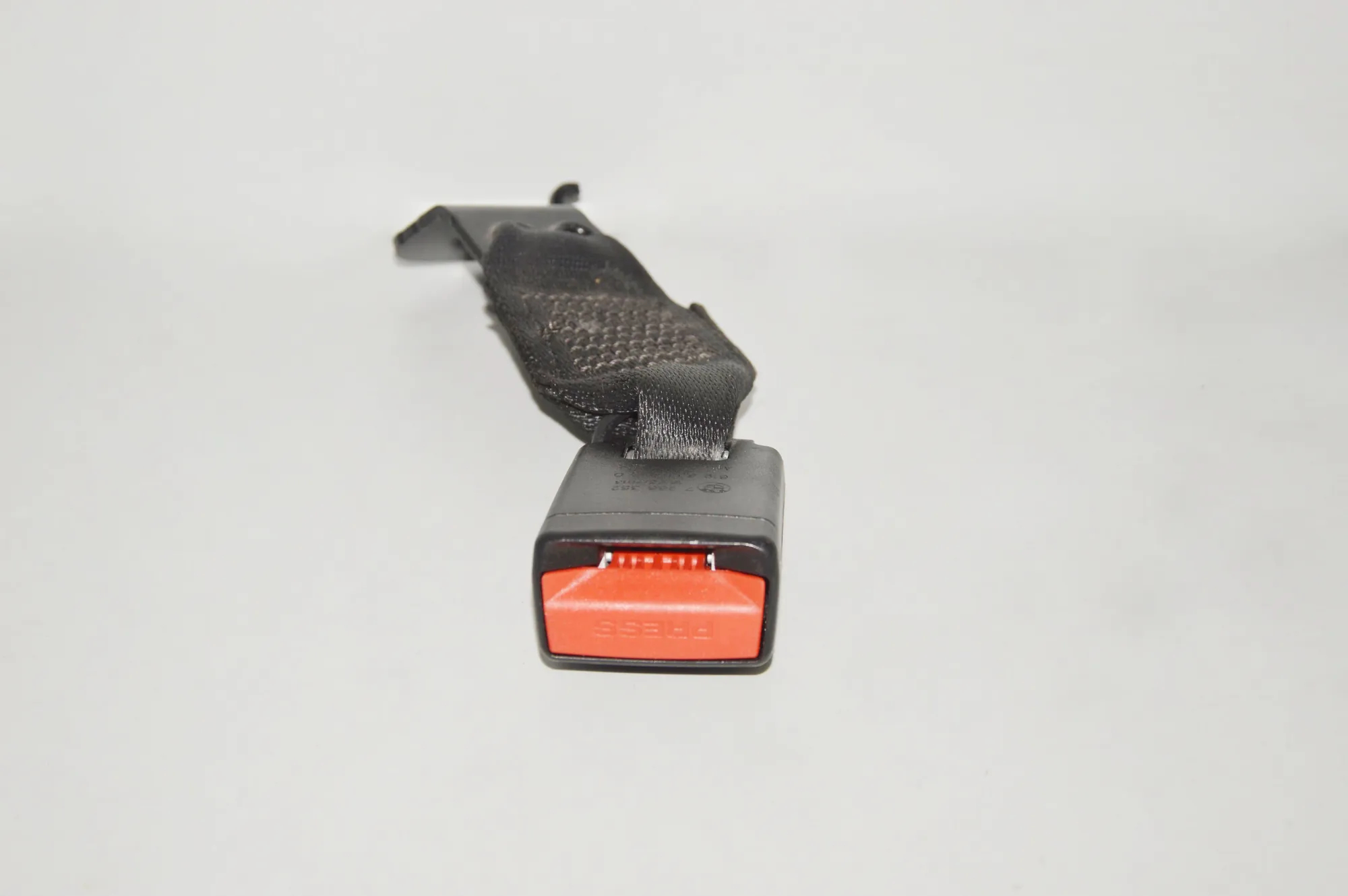 Rear Left Seat Buckle – OEM 7266352 · BMW 3 (F30, F80) 320 d xDrive 2013 – 2