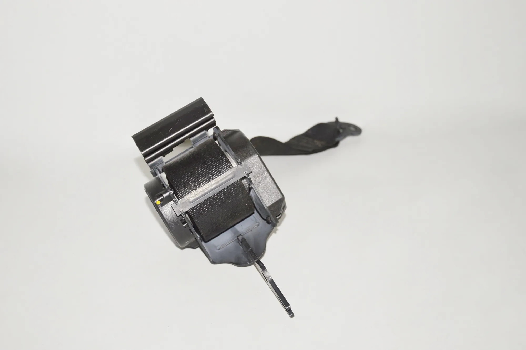 Rear Left Seatbelt – OEM 7259389 · BMW 3 (F30, F80) 320 d xDrive 2013 – 2