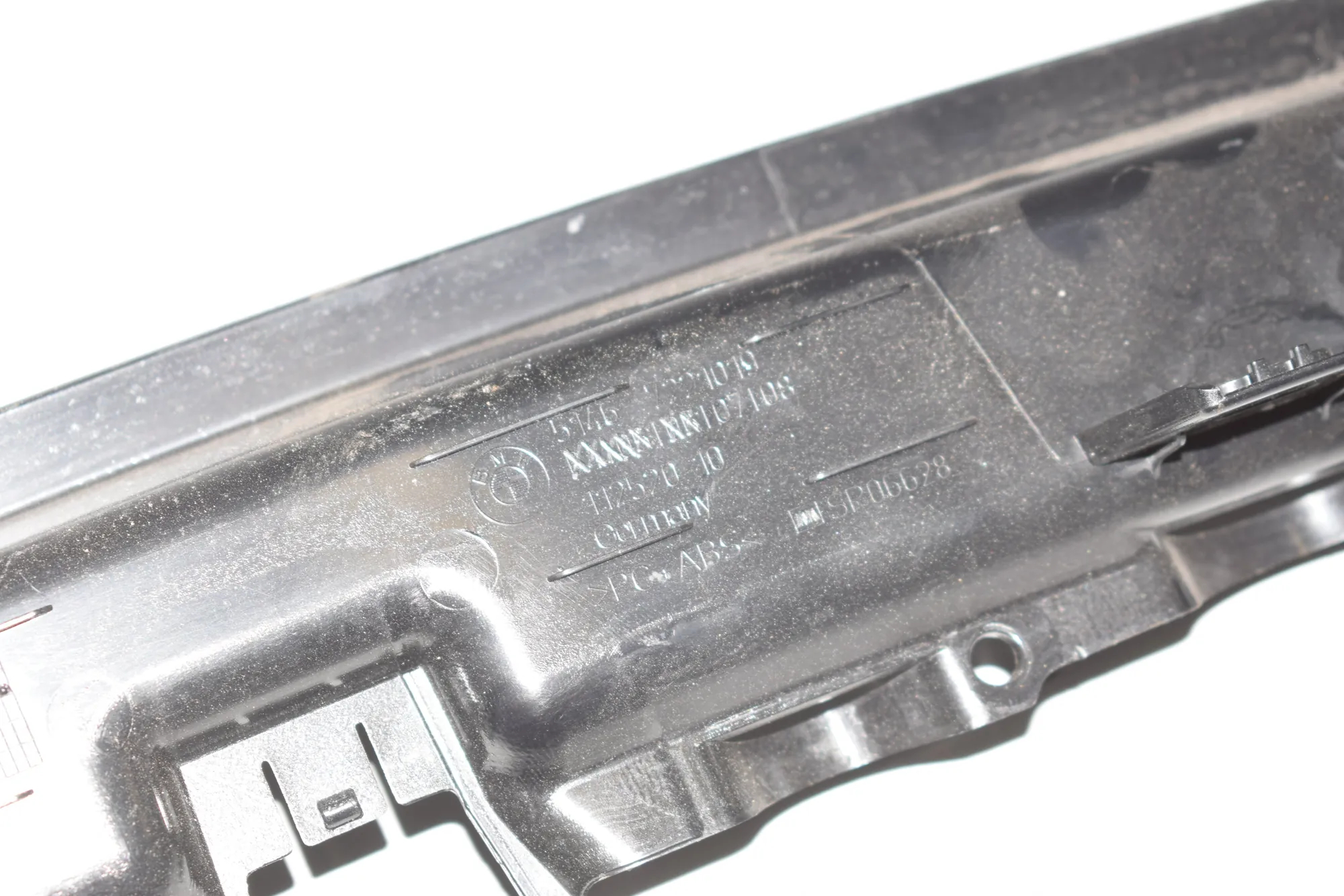 Other Body Parts – OEM 7221019 · BMW 3 (F30, F80) 320 d xDrive 2013 – 3