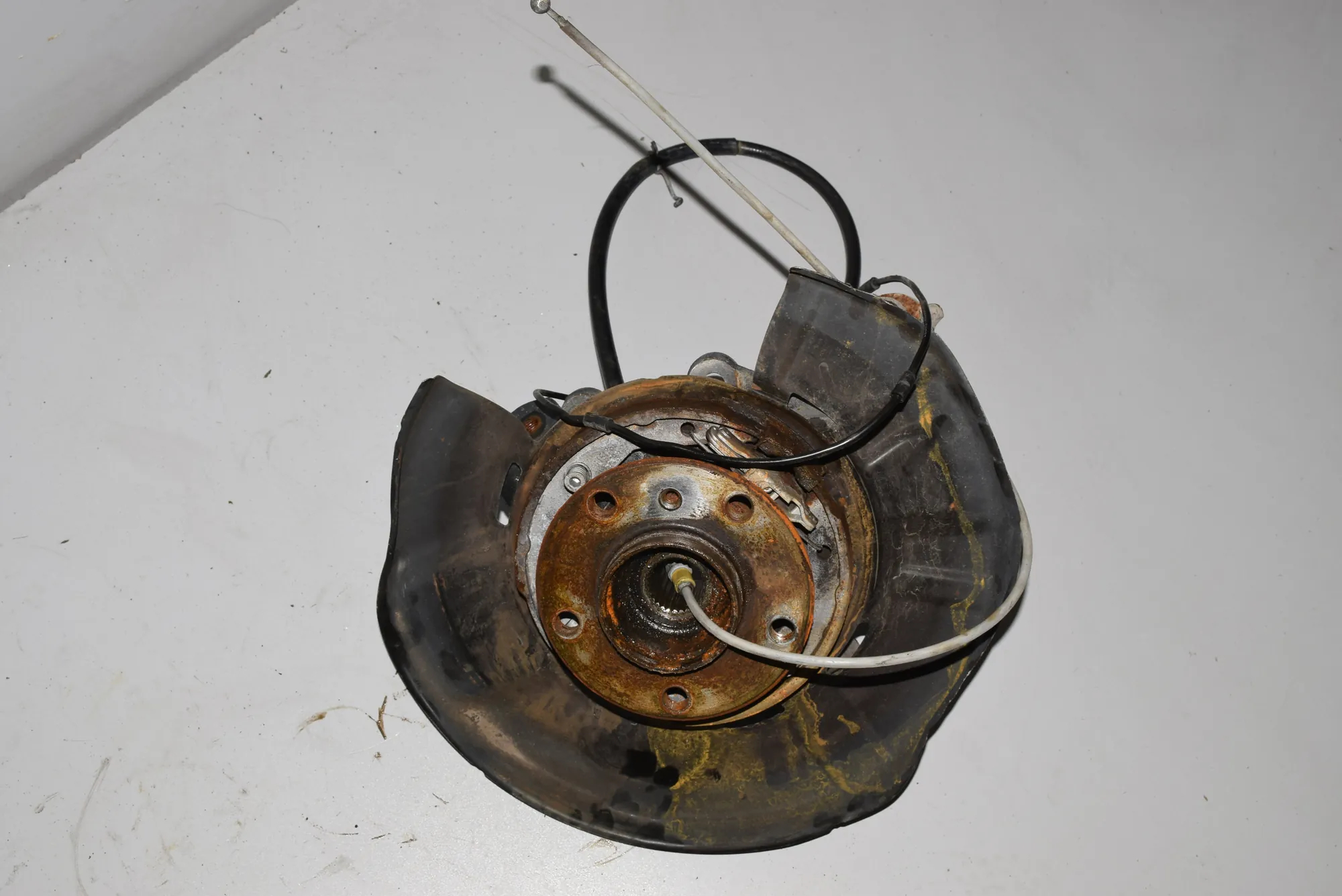 Rear Right Wheel Hub – OEM 0002344670 · BMW 3 Touring (F31) 320 d 2014 – 2