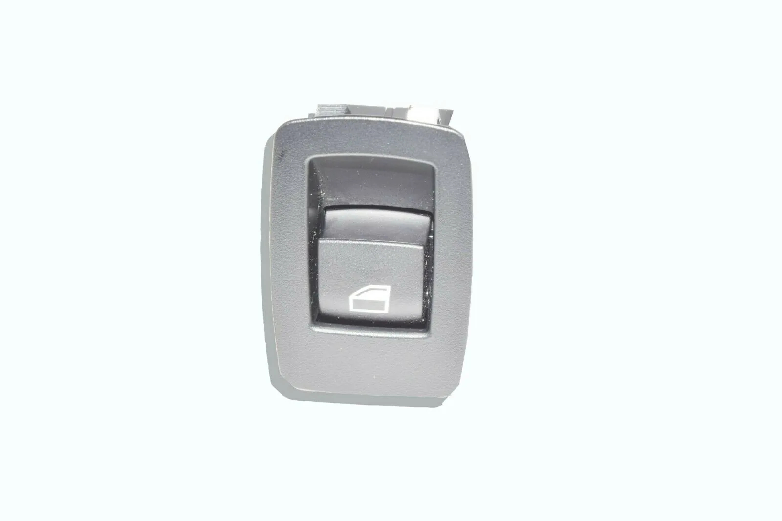 Rear Right Door Window Switch – OEM 9208106 · BMW 3 Touring (F31) 320 d 2014