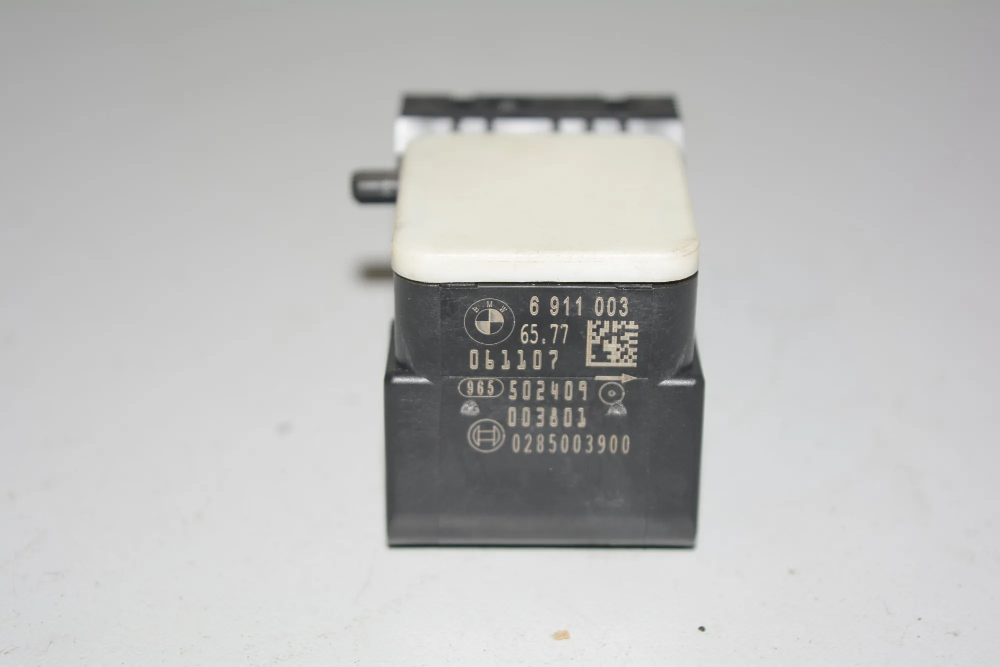Front Left Impact Sensor – OEM 6911003 · BMW 3 Touring (E91) 335 d 2007 – 3