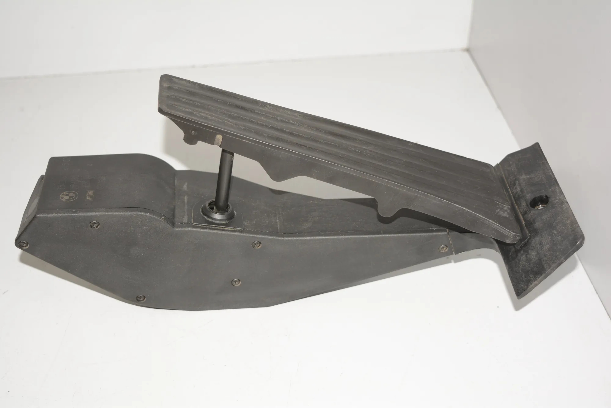 Throttle Pedal – OEM 6772645 · BMW 3 Touring (E91) 335 d 2007 – 2