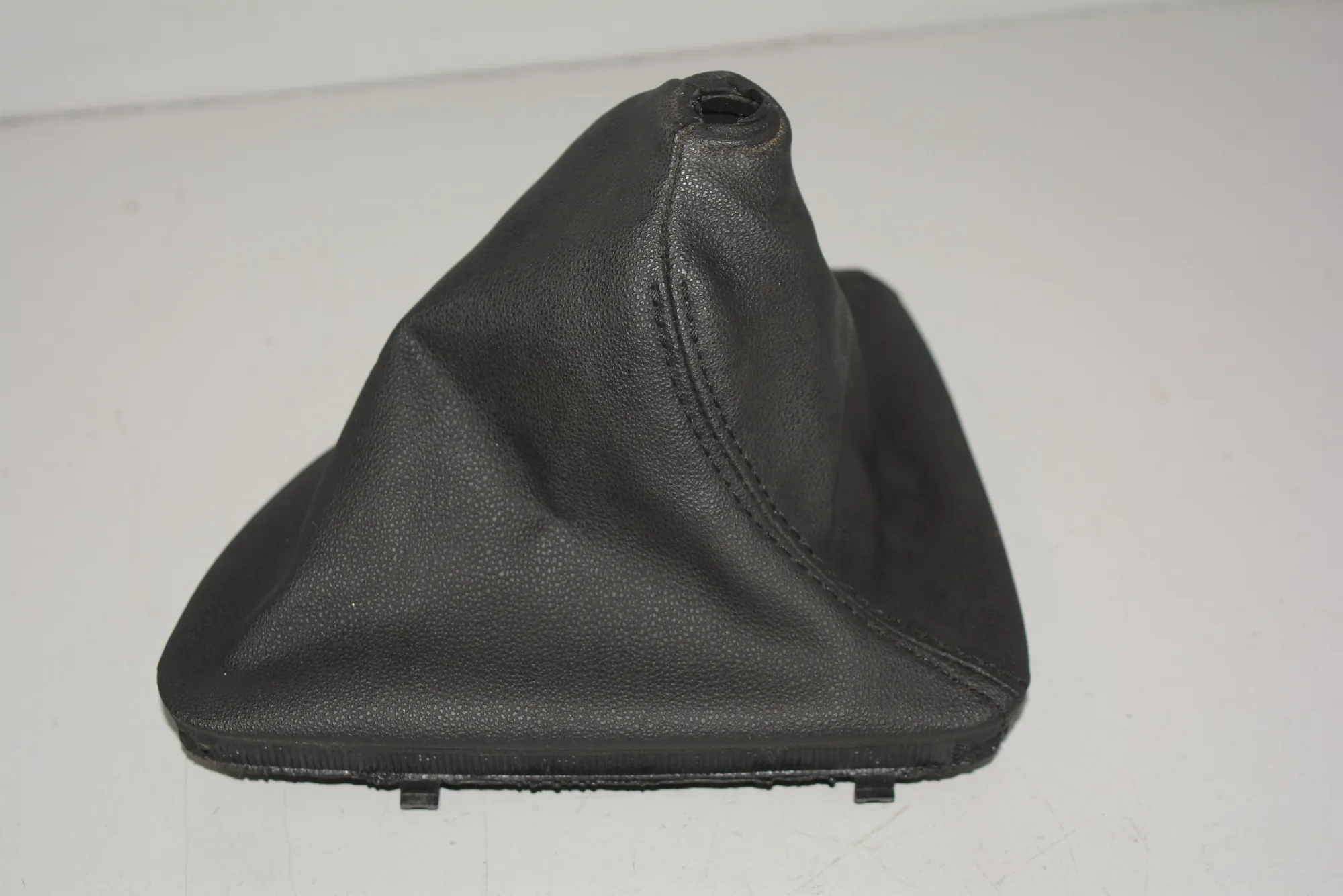 Gear Shifting Level Plastic Trim · BMW 1 (E87) 118 d 2006