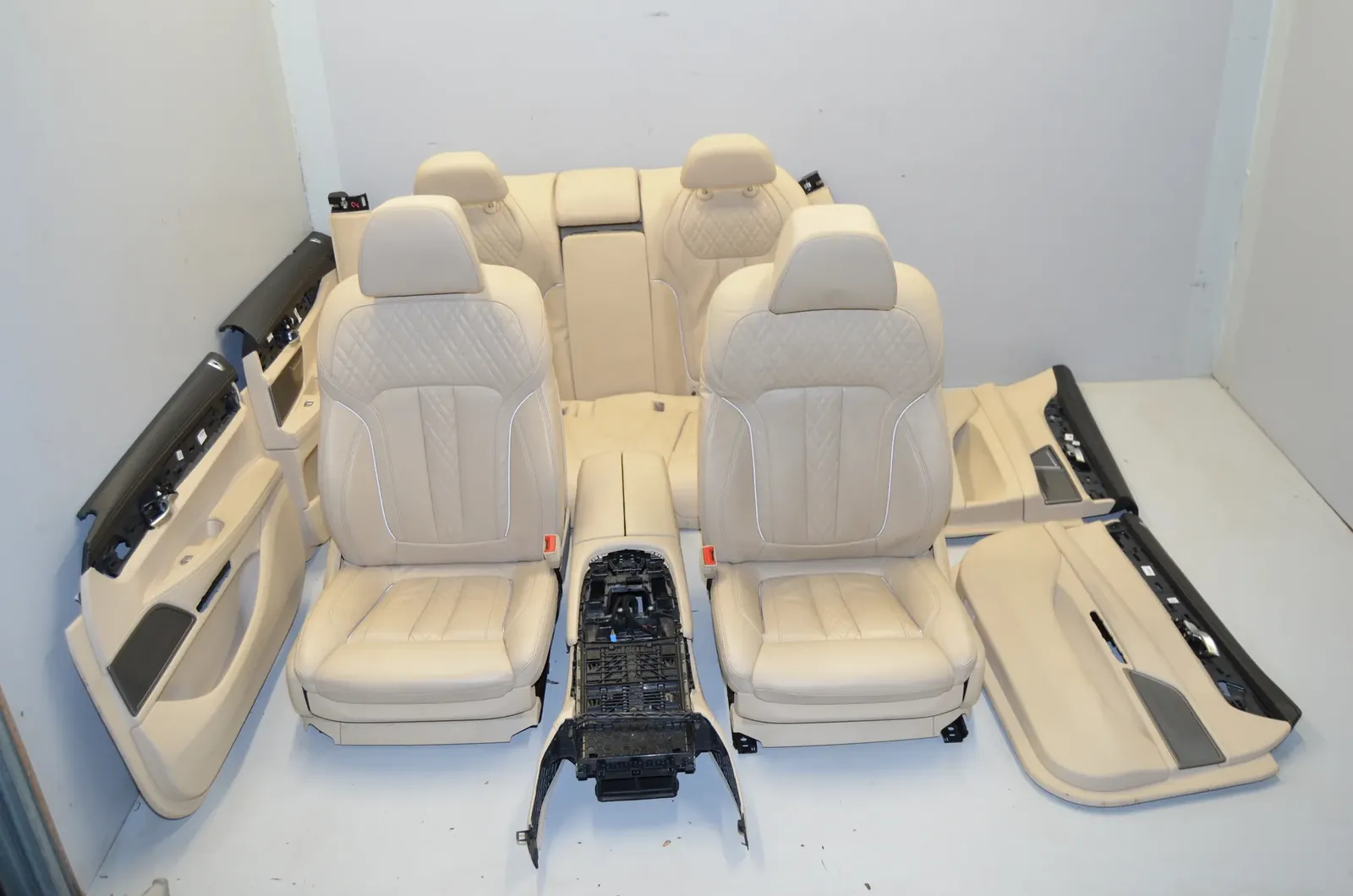 Seat set · BMW 7 (G11, G12) 750 d, Ld xDrive 2016 – 2