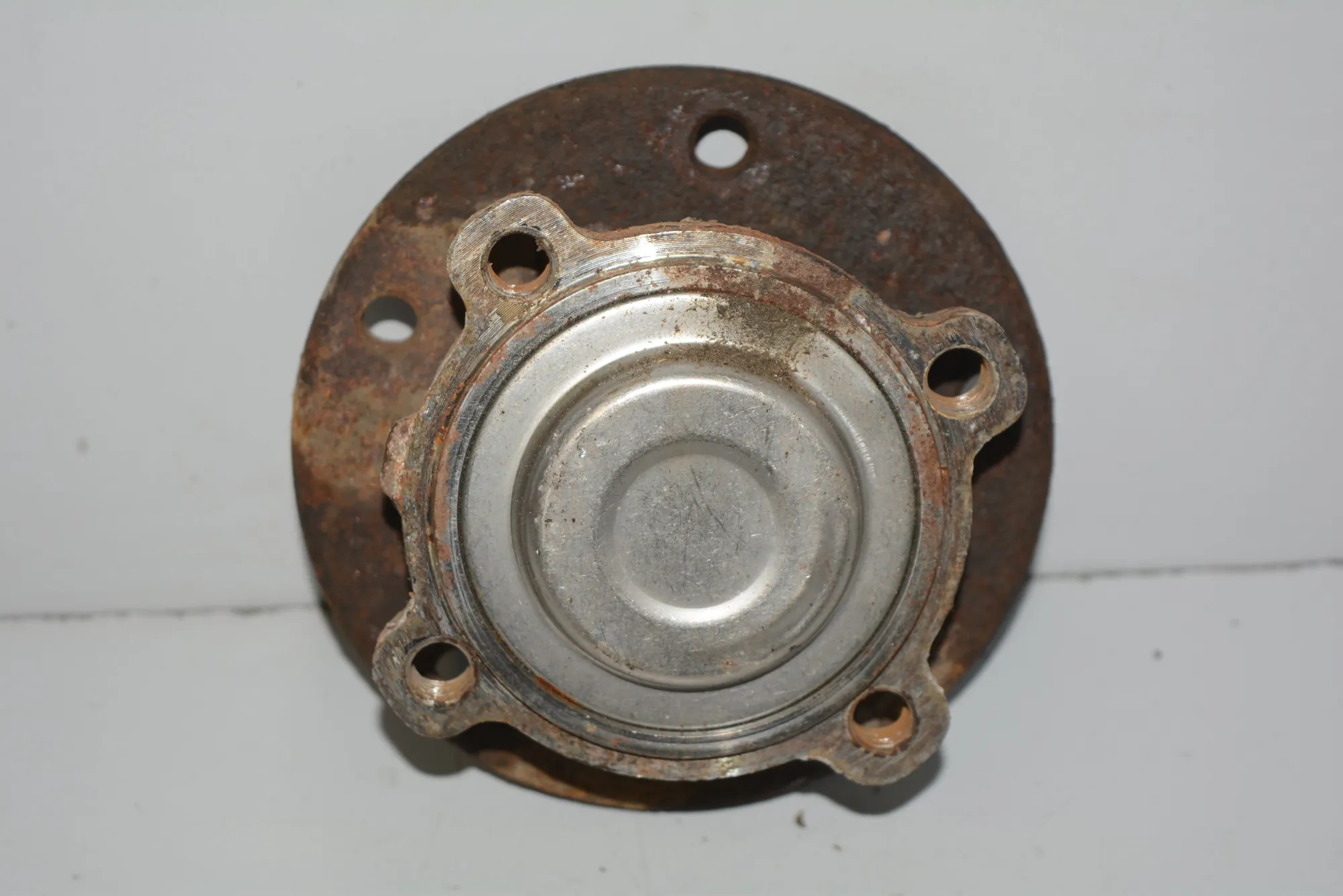 Front Left Wheel Bearing · BMW 1 (E87) 118 d 2006