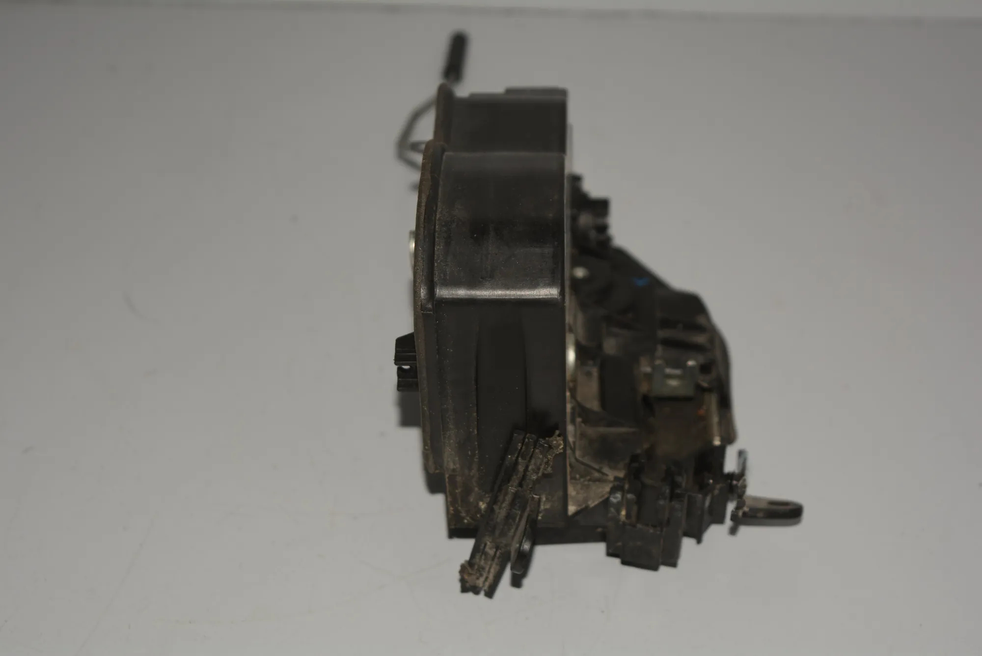 Rear Left Door Lock – OEM 7167075 · BMW 1 (E87) 118 d 2006 – 4