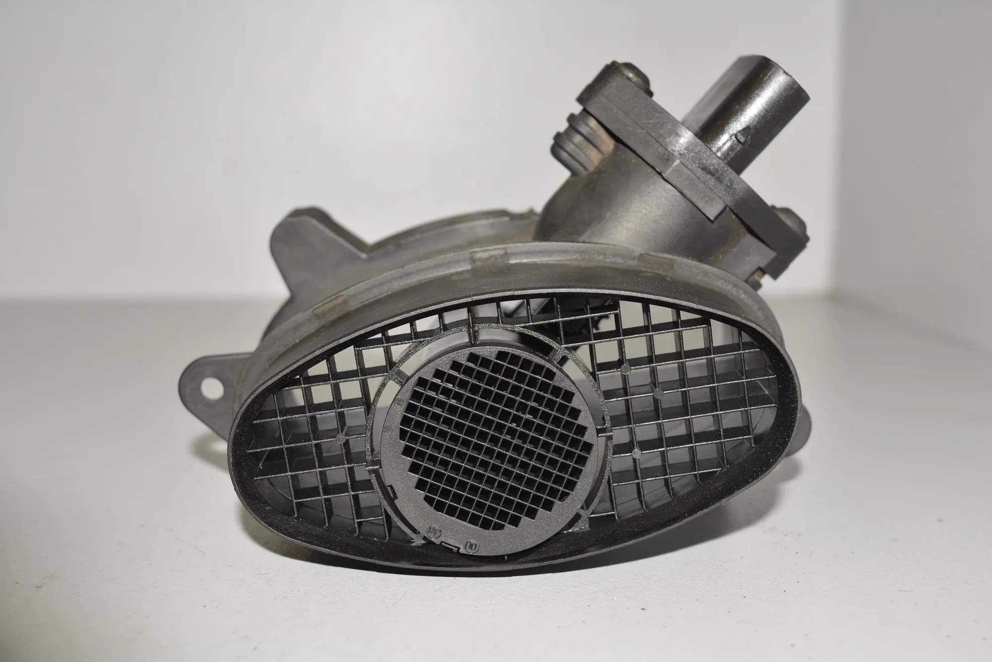 Mass Air Flow Sensor MAF – OEM 0928400468 · BMW 5 (E39) BMW 5 (E39) 2001 – 3