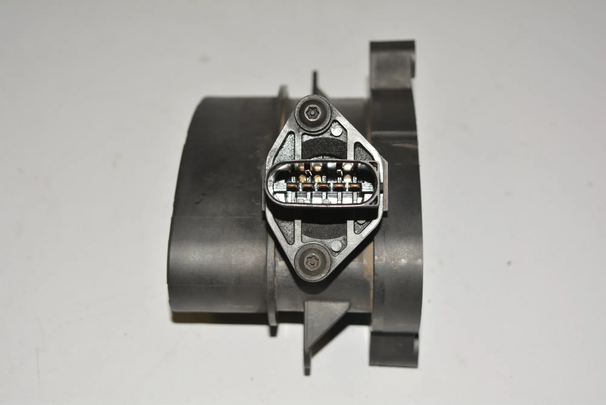 Mass Air Flow Sensor MAF – OEM 0928400468 · BMW 5 (E39) BMW 5 (E39) 2001 – 5