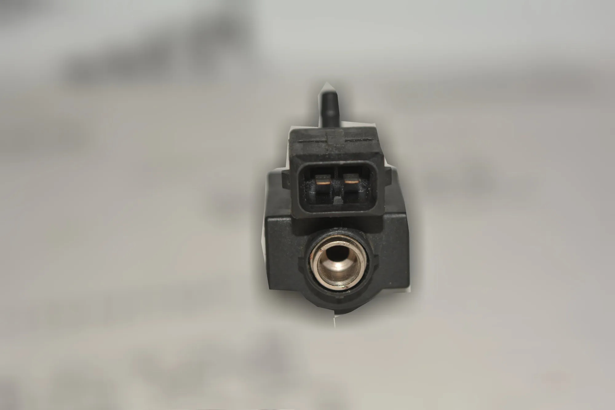 Solenoid Valve – OEM 1742712 · BMW 5 (E39) BMW 5 (E39) 2000 – 3