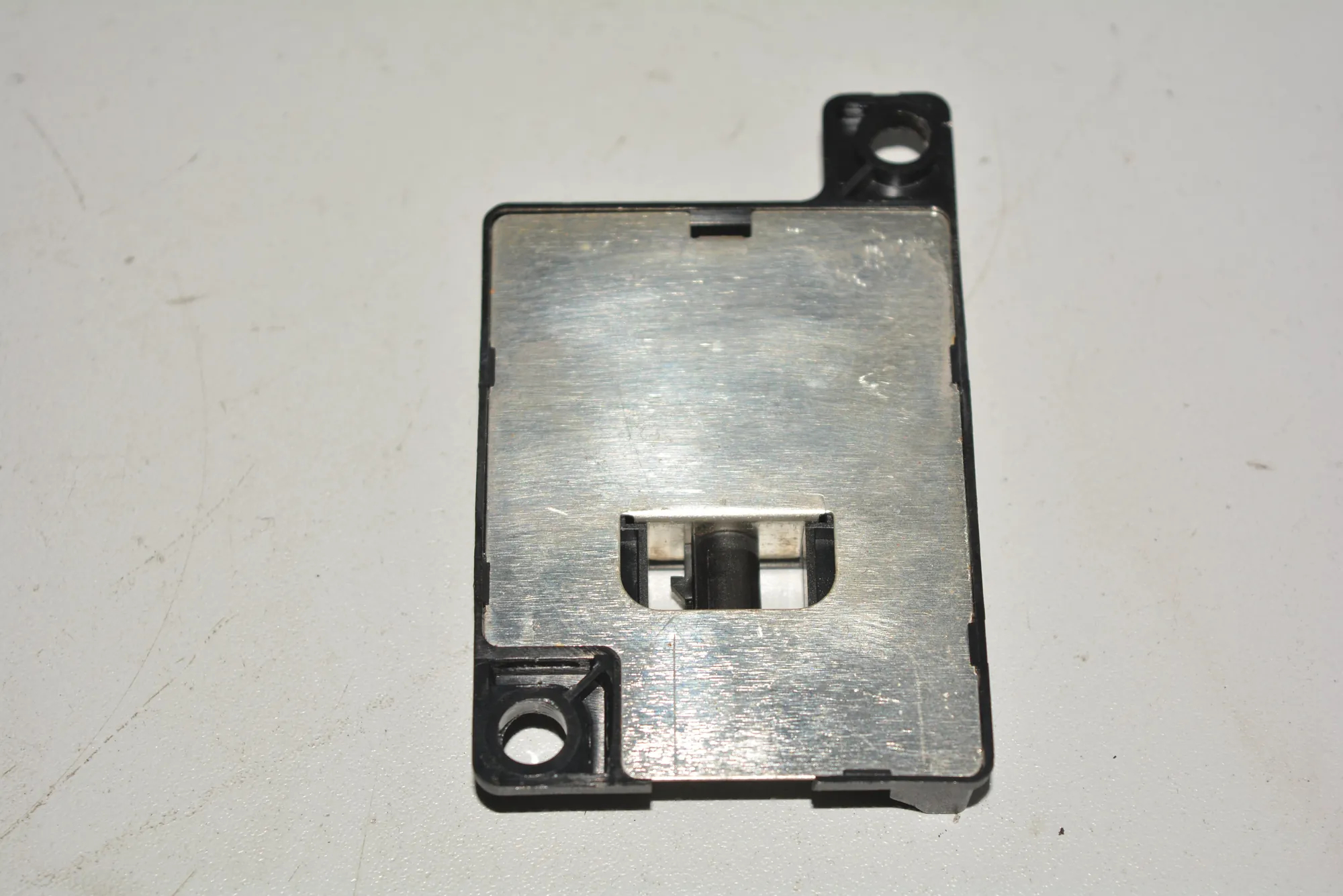 Antenna – OEM 6928461 · BMW X3 (E83) BMW X3 (E83) 2005 – 2