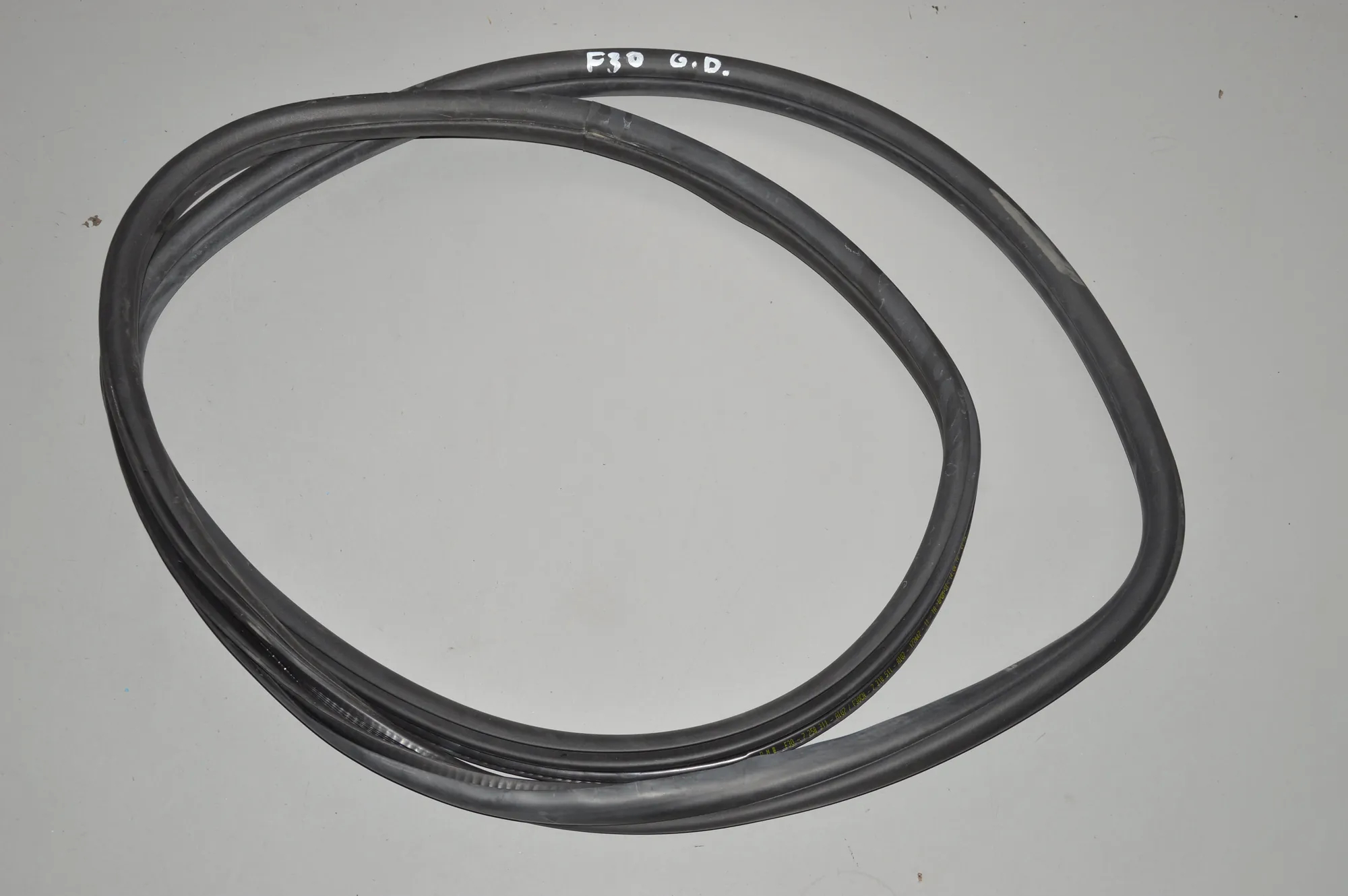 Rear Right Door Seal Rubber – OEM 7258311 · BMW 3 (F30, F80) 328 i xDrive 2014