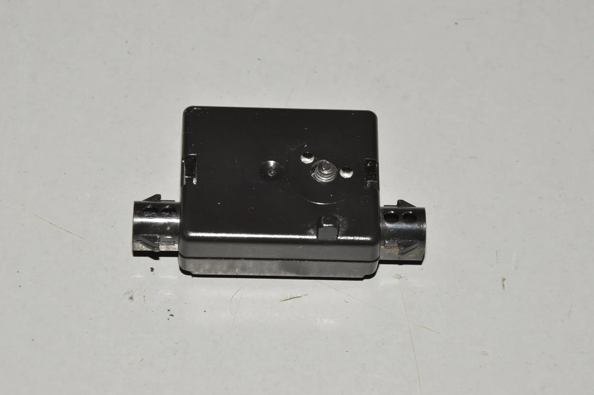 Antenna Amplifier – OEM 9231466 · BMW 3 (F30, F80) 328 i xDrive 2014 – 2