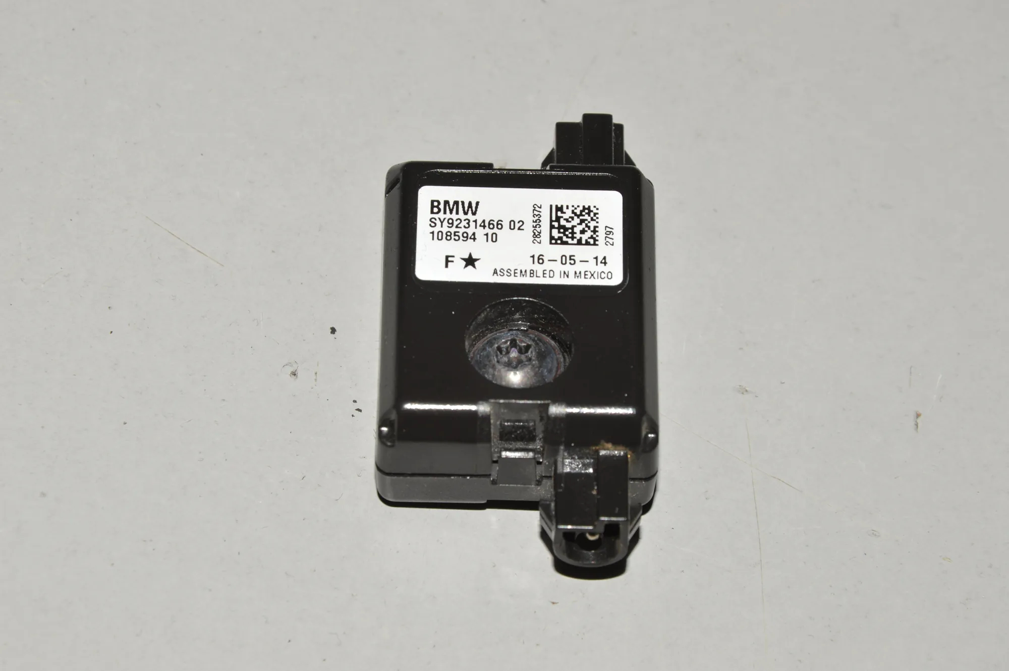 Antenna Amplifier – OEM 9231466 · BMW 3 (F30, F80) 328 i xDrive 2014