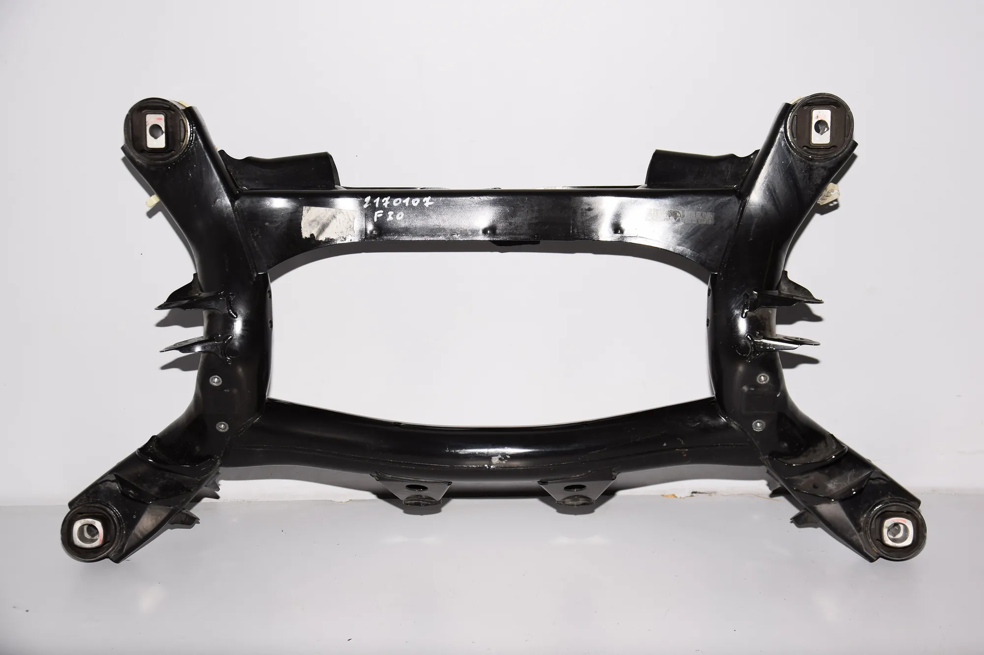 Rear Subframe – OEM 6855896 · BMW 3 (F30, F80) 328 i xDrive 2014