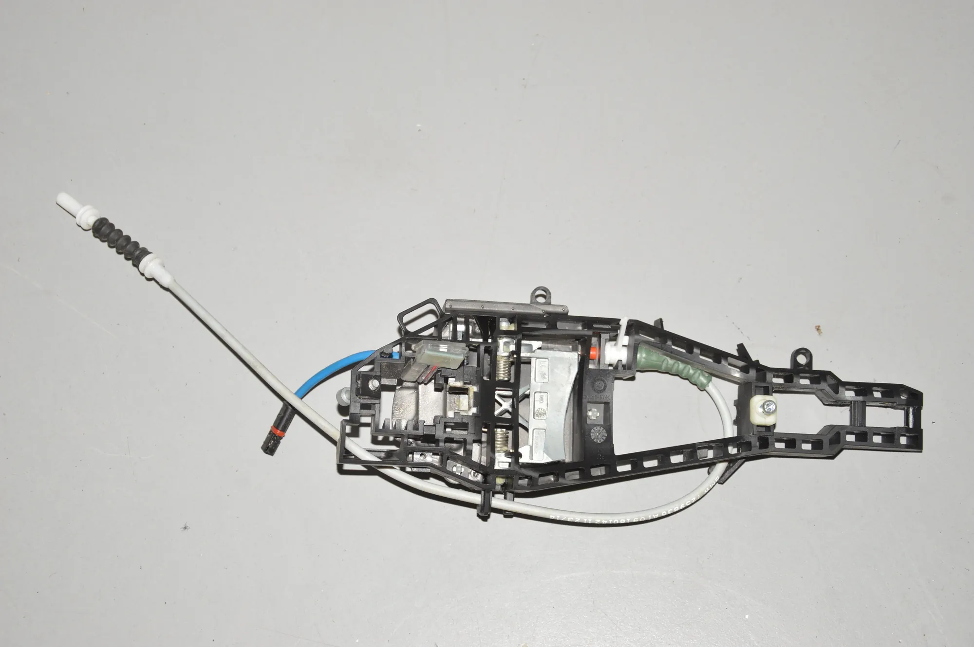 Rear Left Door Interior Handle Frame – OEM 7332267 · BMW 3 (F30, F80) 328 i xDrive 2014