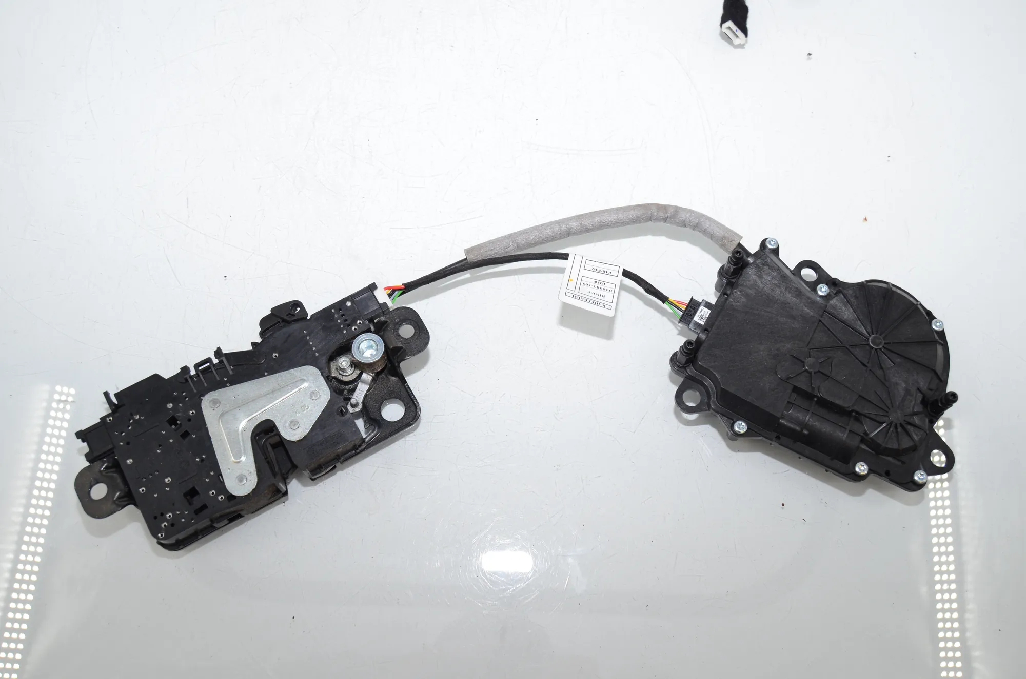 Electric Tailgate Opening Kit – OEM 9275119 · BMW X1 (F48) xDrive 18 d 2016 – 9