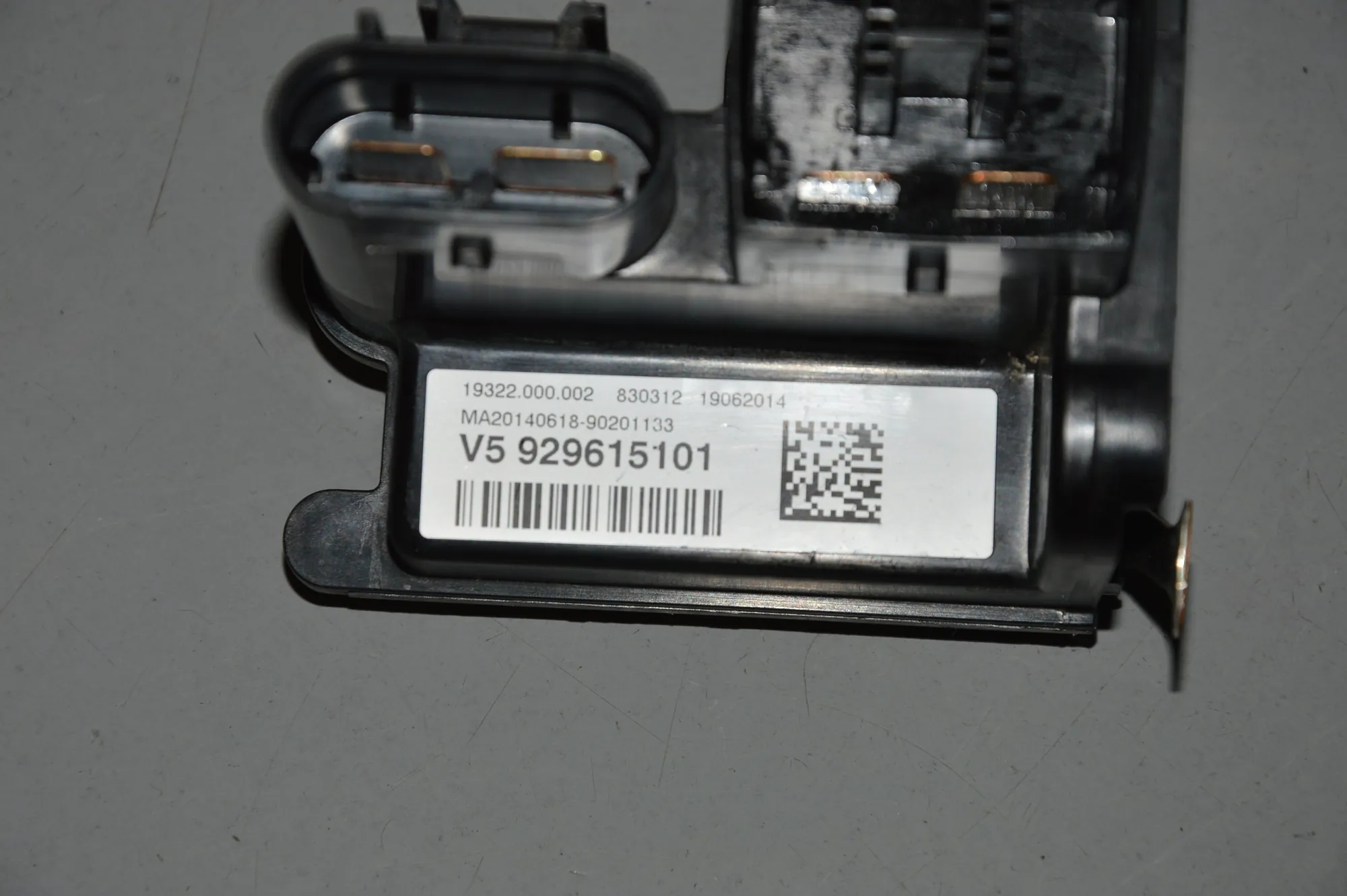 Other Control Units – OEM 9296151 · BMW 3 (F30, F80) 328 i xDrive 2014 – 3