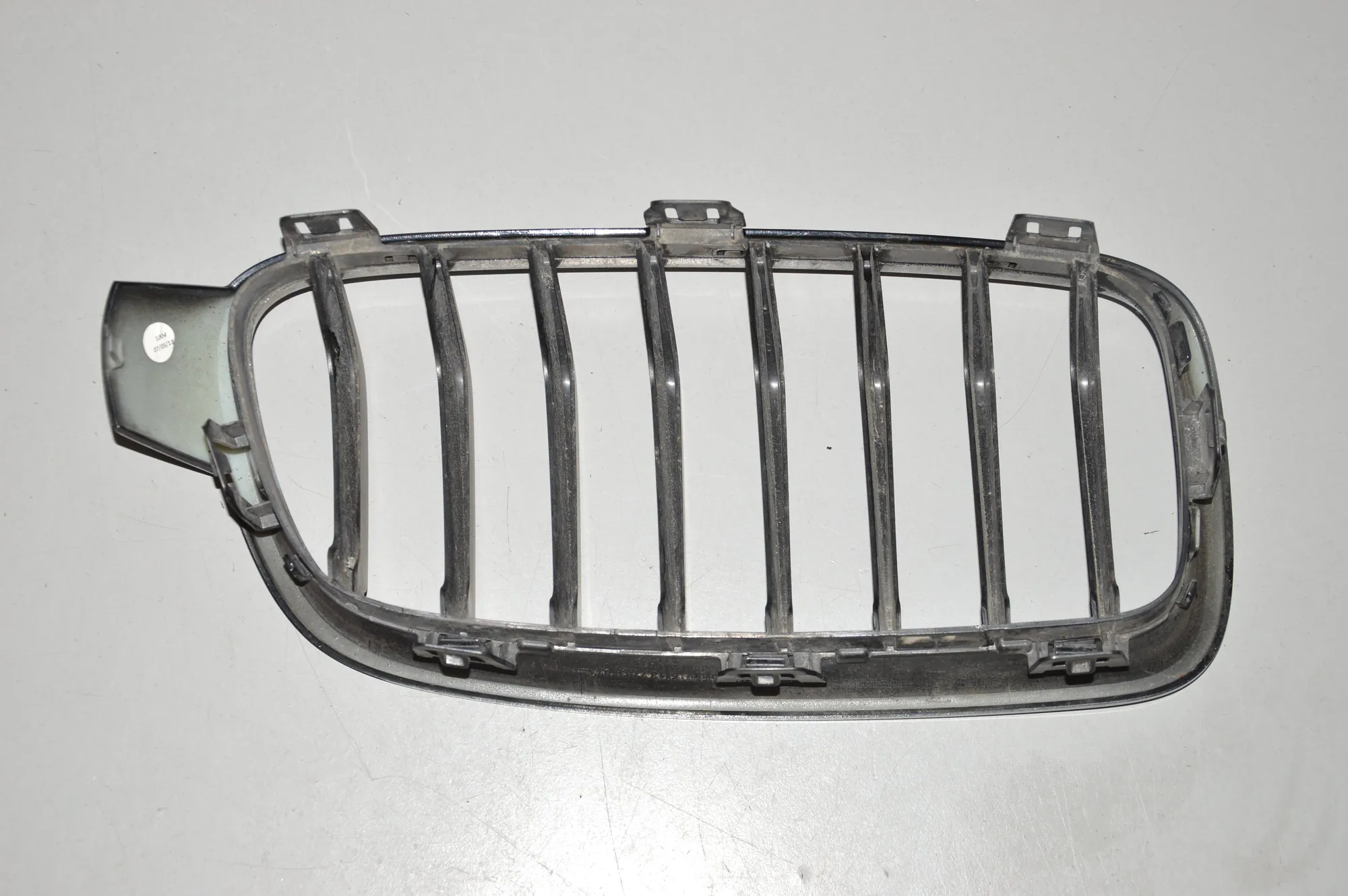 Front Left Grill – OEM 7255411 · BMW 3 (F30, F80) BMW 3 (F30, F80) 2013