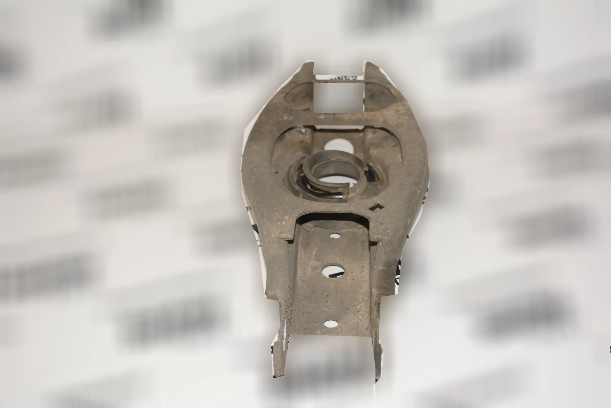 Rear Right Lower Control Arm – OEM 6764420 · BMW 1 (E87) 118 d 2007 – 2