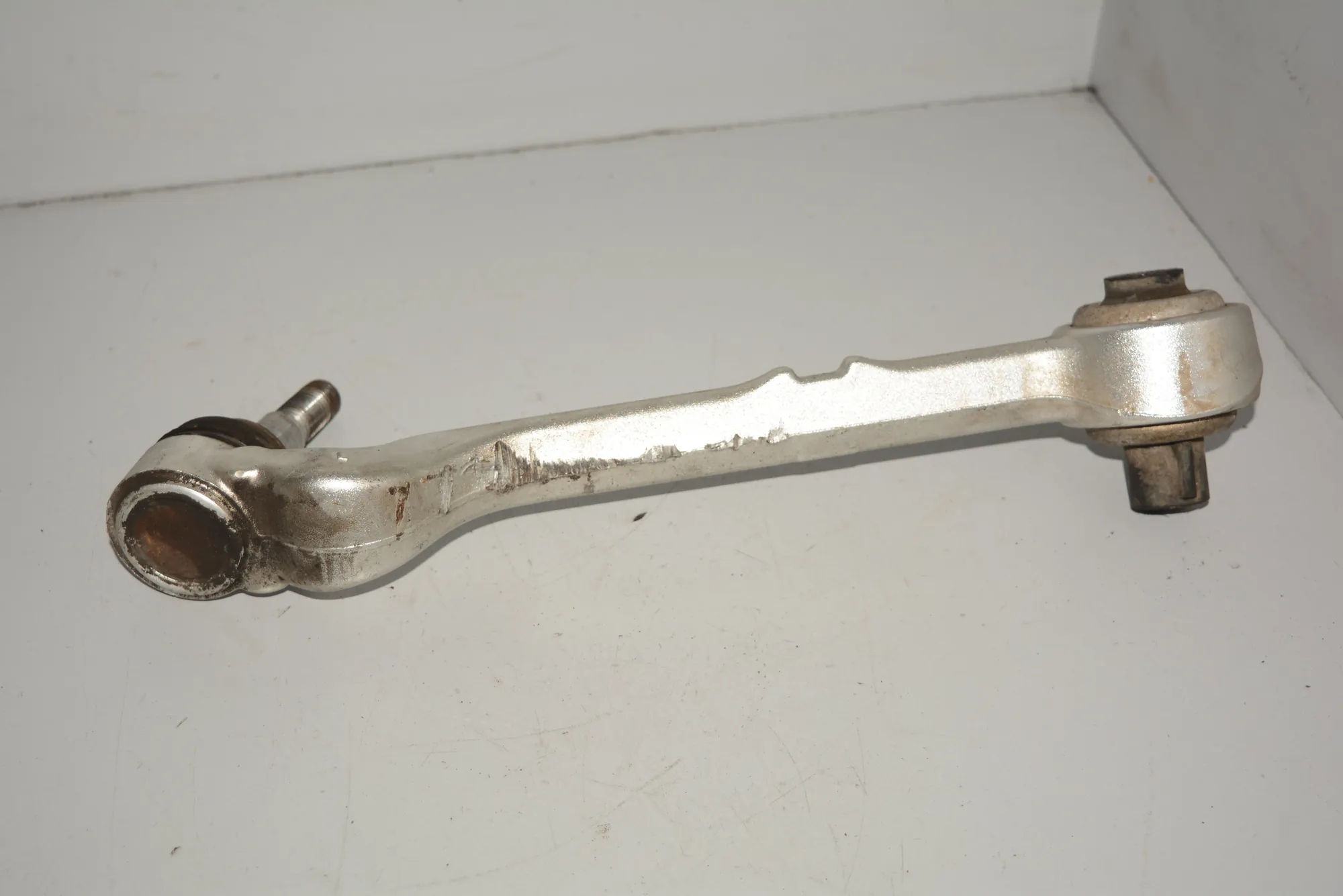 Front Right Straight Control Arm – OEM 31122405860 · BMW 1 (E87) 118 d 2007 – 2