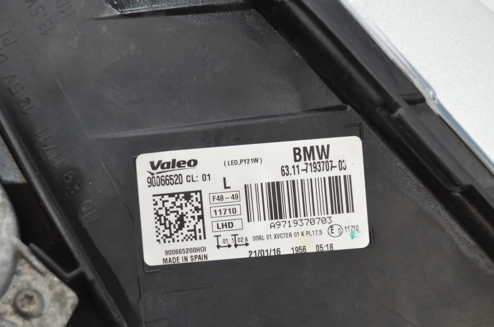 Front Left Headlight – OEM 7193707 · BMW X1 (F48) xDrive 18 d 2016 – 6