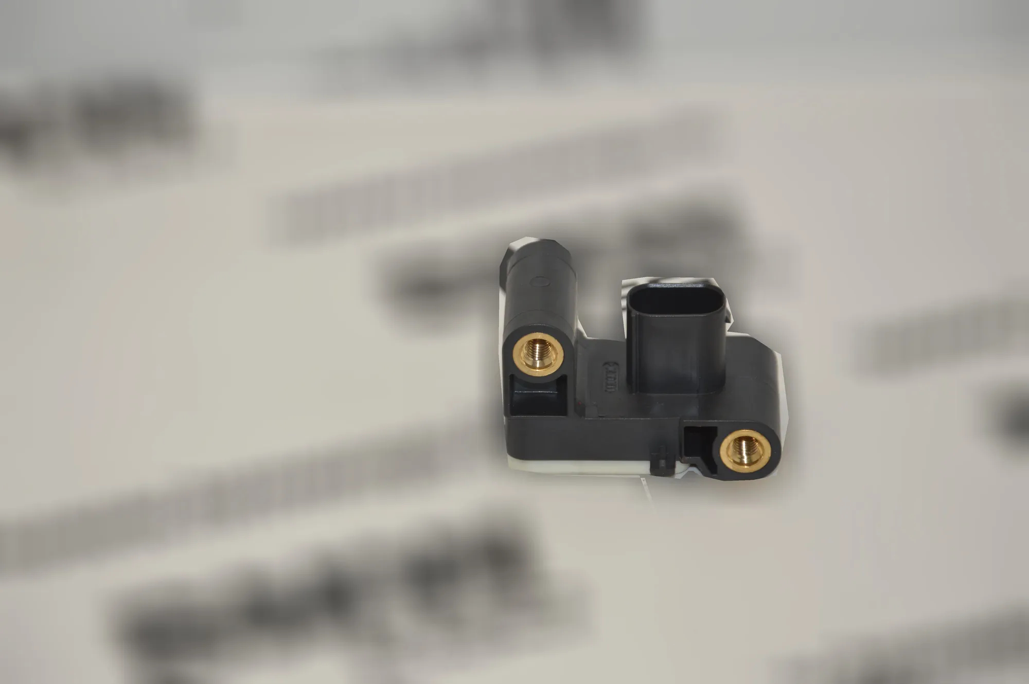 Front Right Impact Sensor – OEM 6911003 · BMW 3 Touring (E91) 320 d 2007