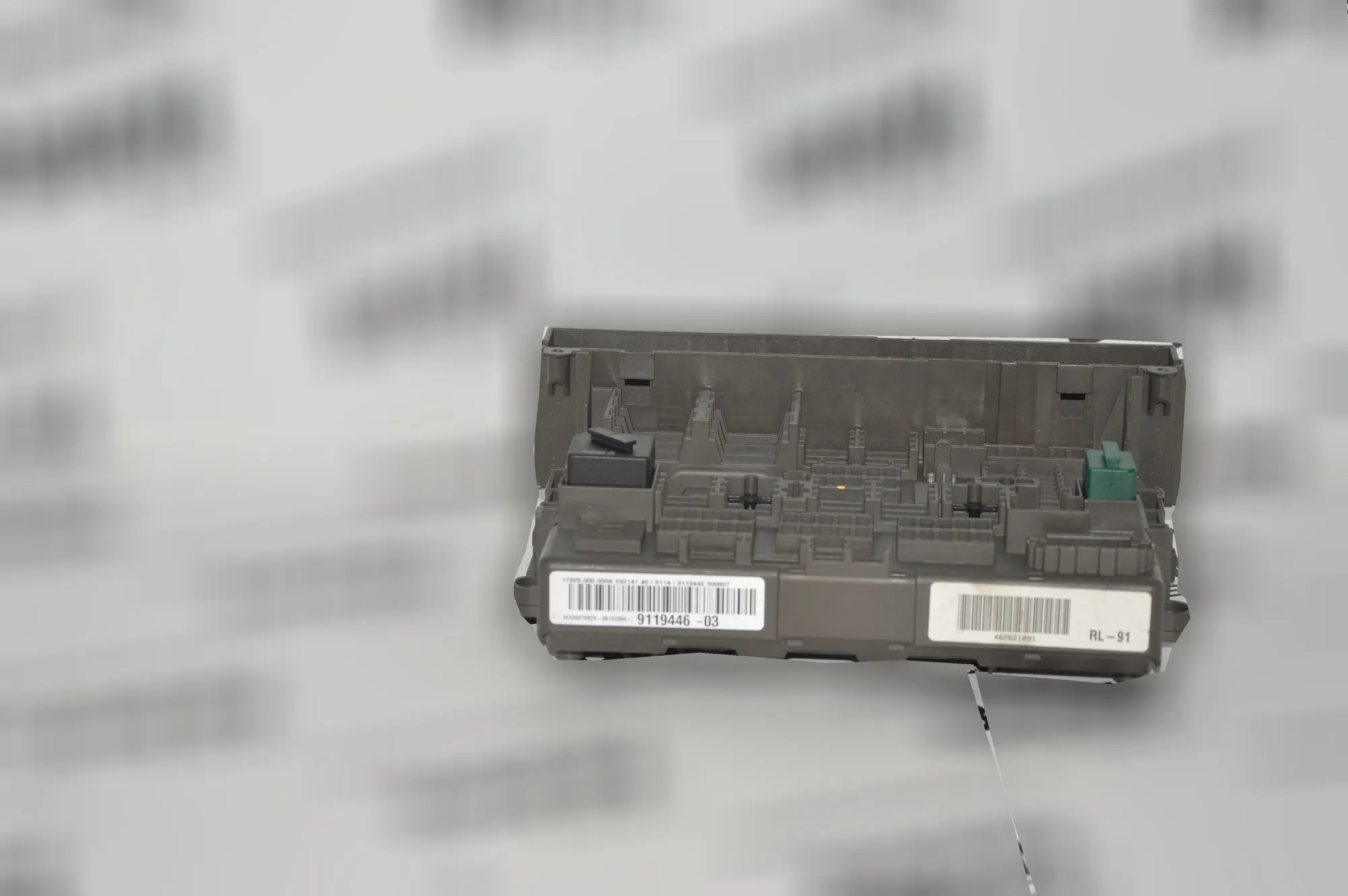 Fuse Box – OEM 9119446 · BMW 3 Touring (E91) 320 d 2007 – 4