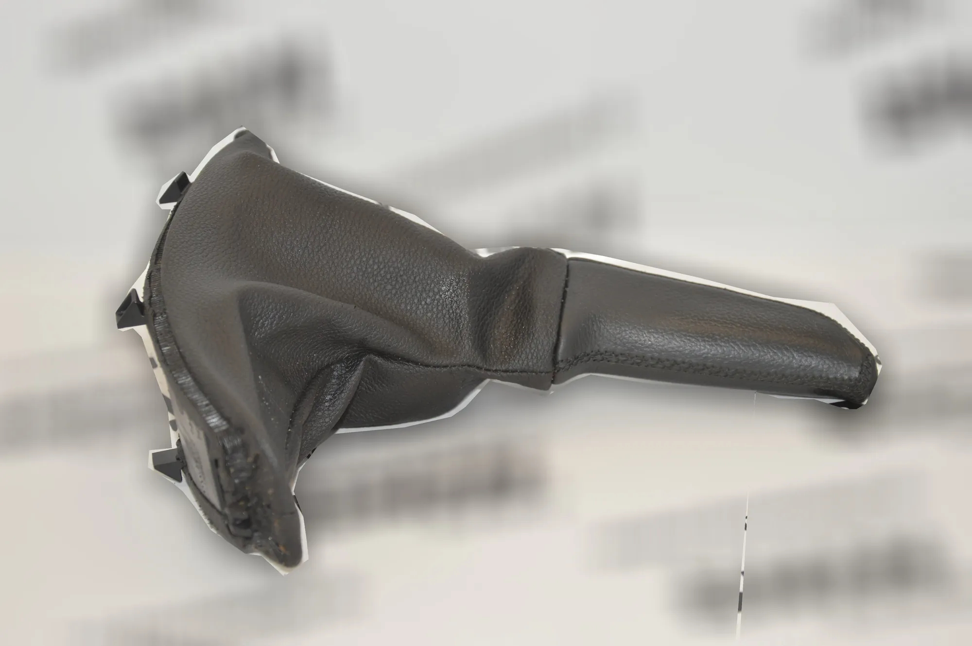 Handbrake Handle – OEM 7137541 · BMW 3 Touring (E91) 320 d 2007