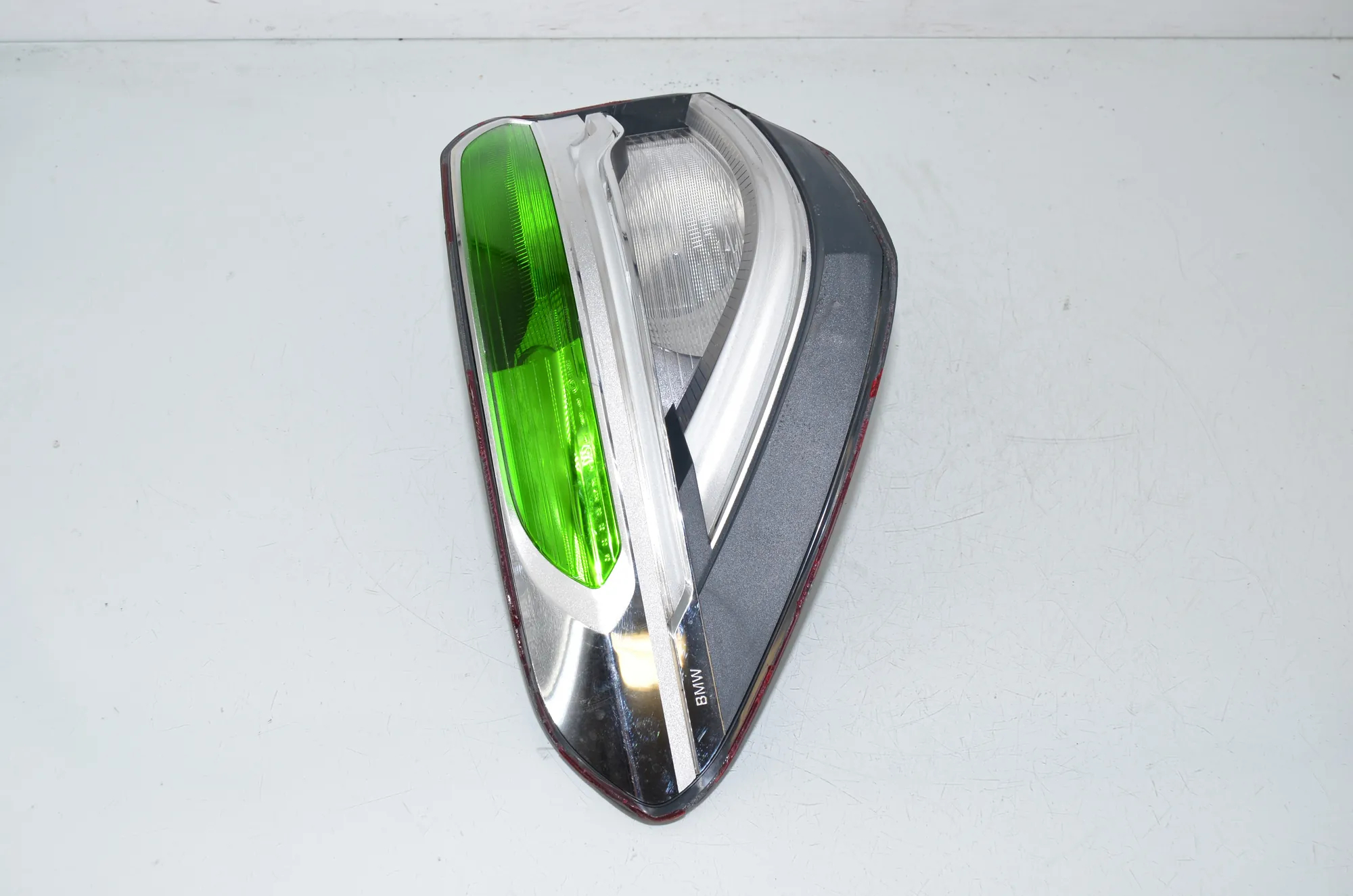 Rear Left Tail Light – OEM 7350715 · BMW X1 (F48) xDrive 18 d 2016 – 2