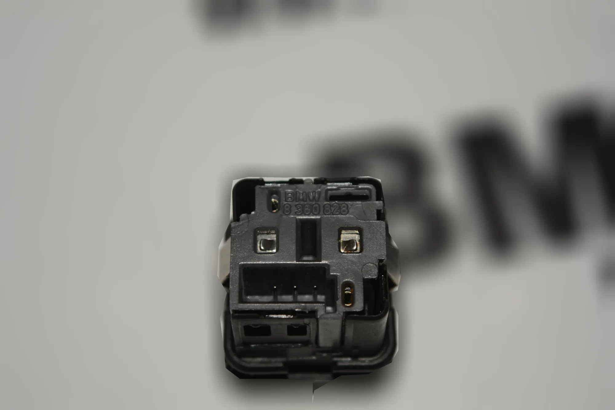 Other Control Units – OEM 8360828 · BMW 5 (E39) 525 i 2001 – 5
