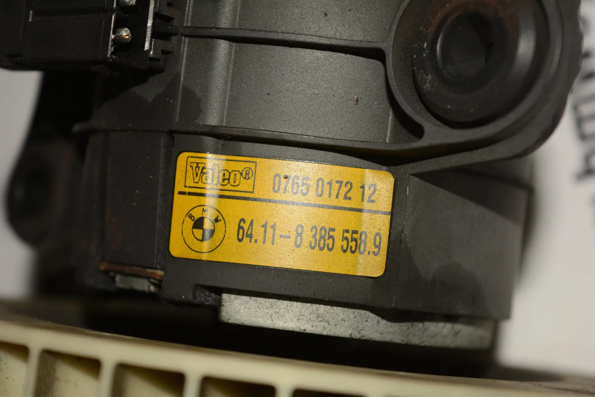 Heater Blower Fan – OEM 8385558 · BMW 5 (E39) 525 i 2001 – 5