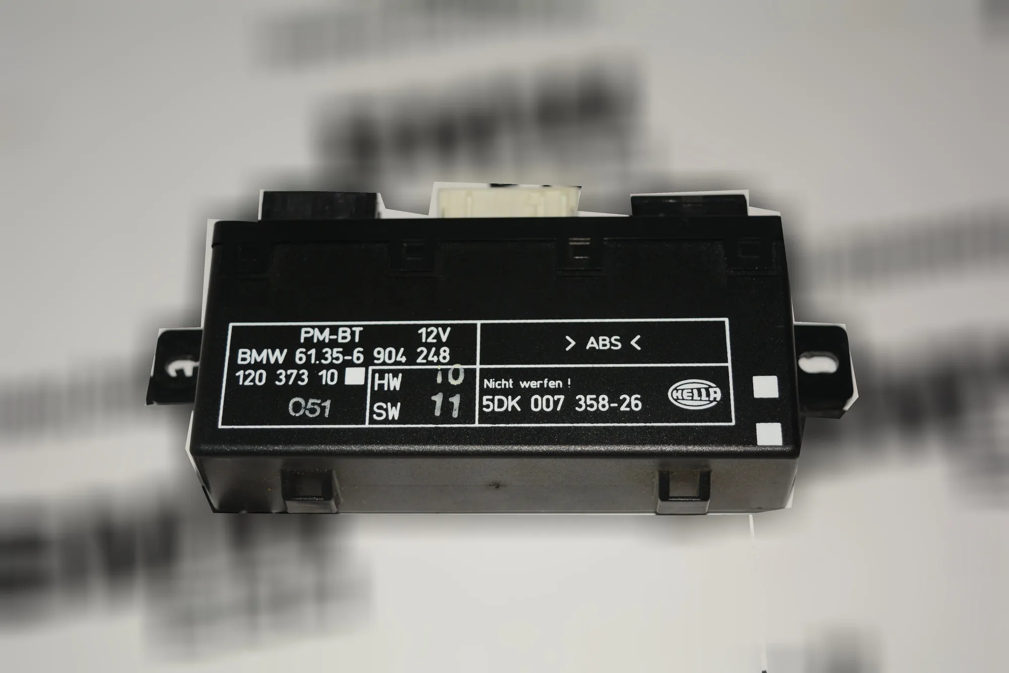 Front Left Door Control Unit – OEM 6904248 · BMW 5 (E39) 525 i 2001 – 3