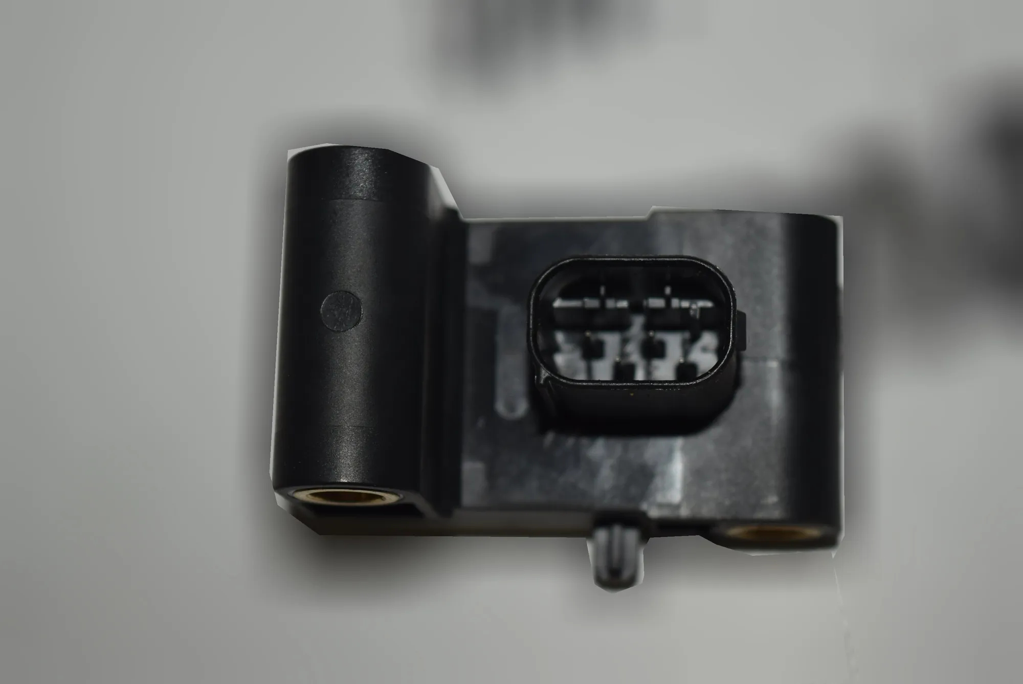 Front Left Impact Sensor – OEM 6911003 · BMW 3 (E90) 320 d 2009 – 3
