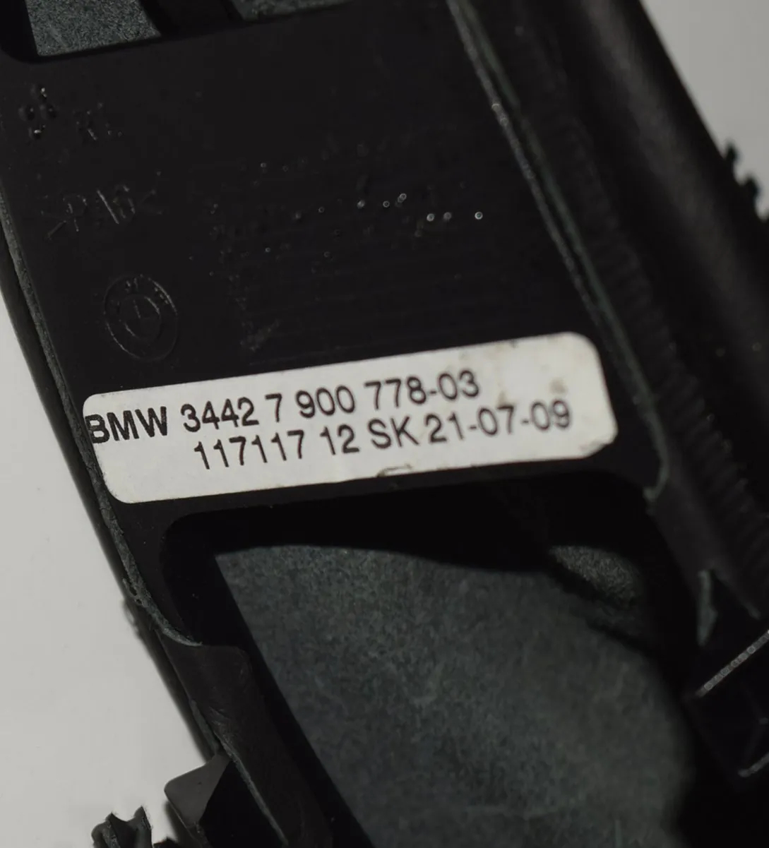 Gear Shifting Level Plastic Trim – OEM 7900778 · BMW 3 (E90) 320 d 2009 – 2