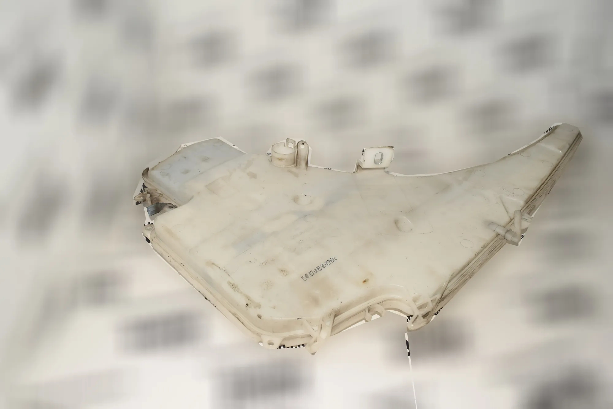 Window Washer Tank – OEM 7124231 · BMW 3 (E90) 320 d 2009 – 2