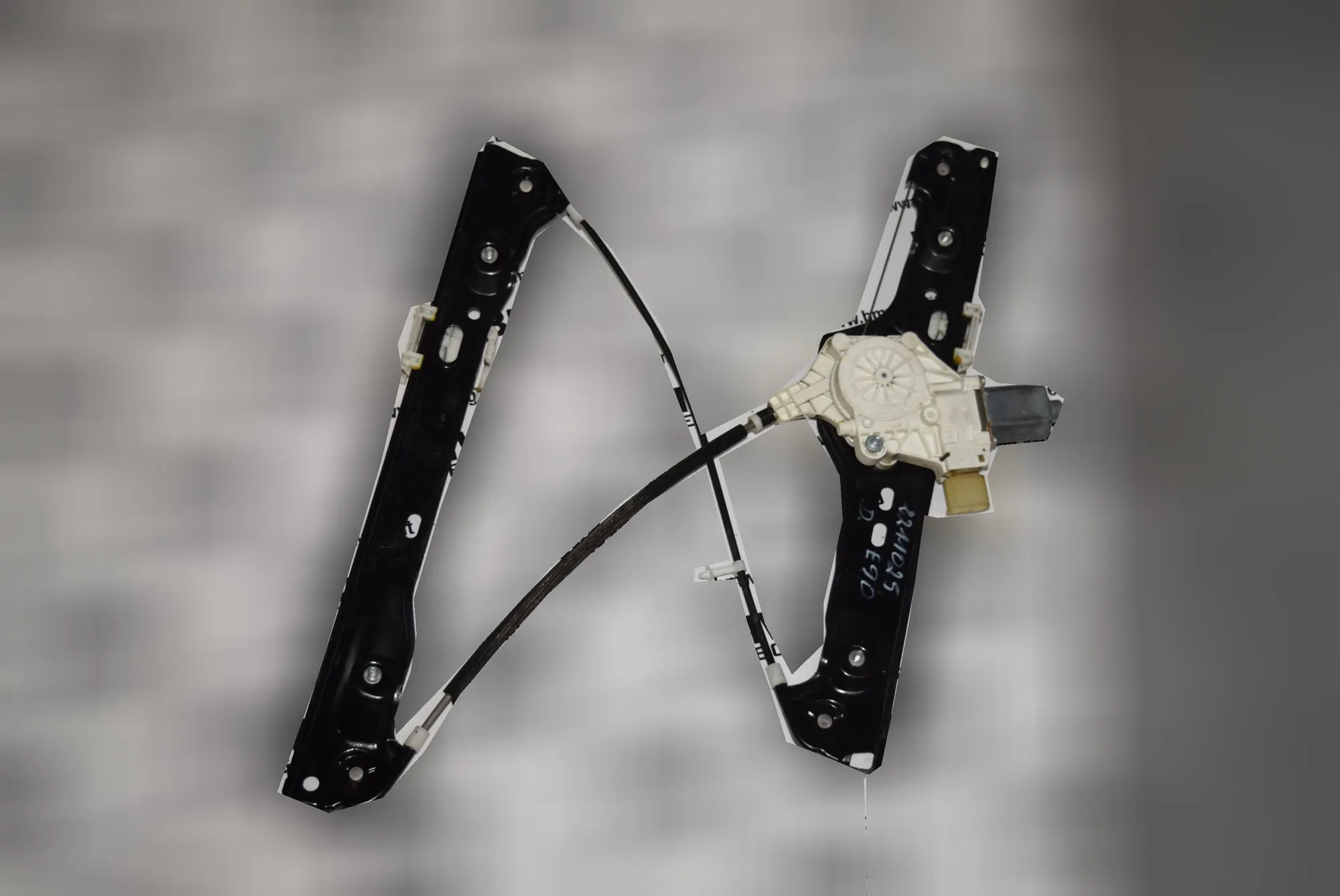 Front Right Door Window Regulator – OEM 7060266 · BMW 3 (E90) 320 d 2009