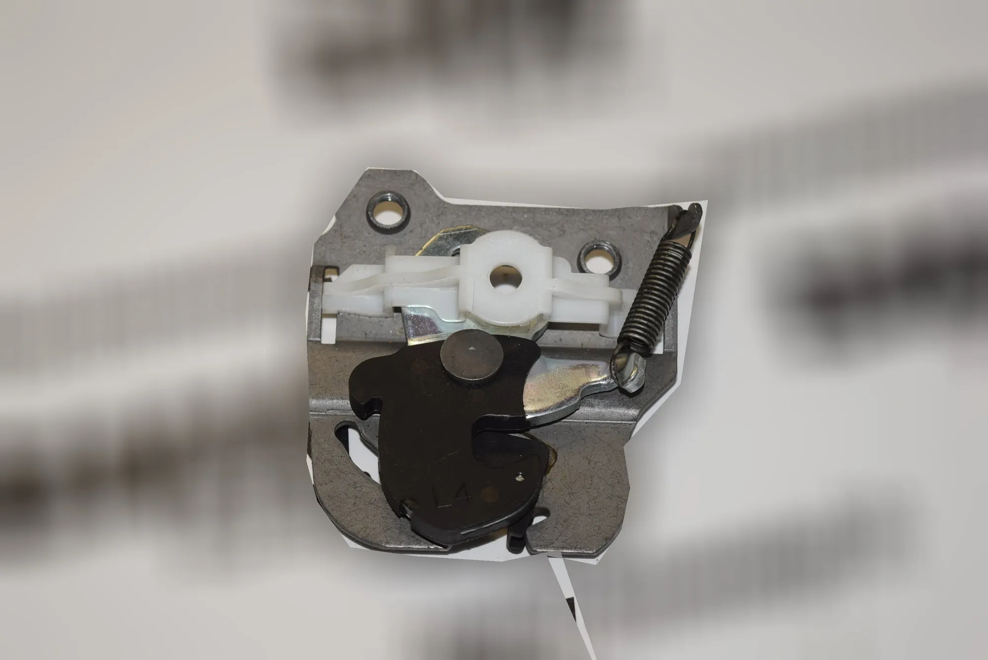 Other Interior Parts – OEM 7142261 · BMW 3 (E90) 320 d 2009