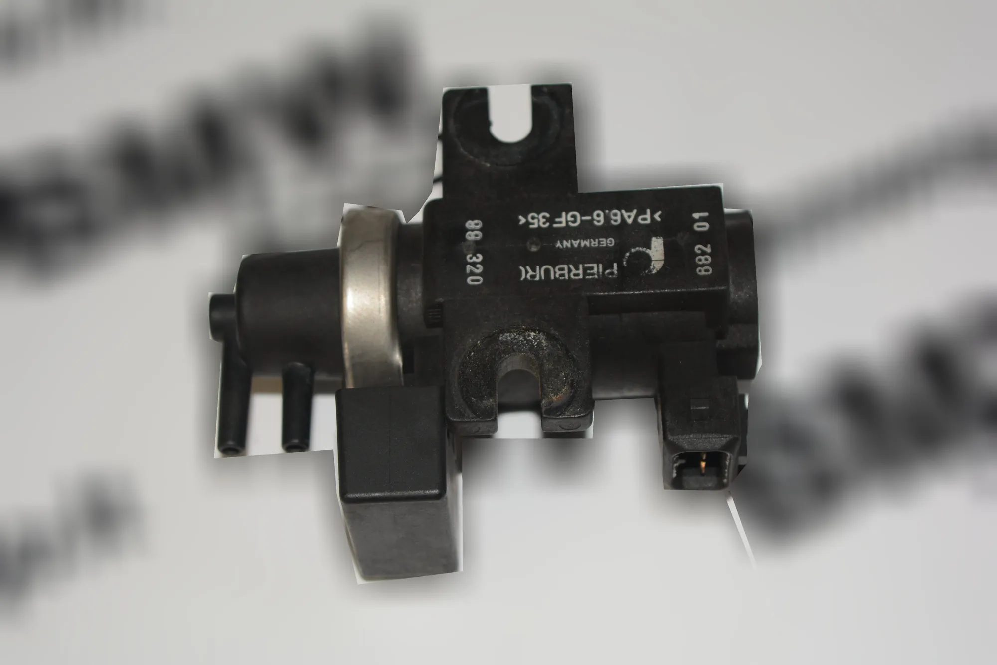 Solenoid Valve – OEM 2247906 · BMW 5 Touring (E39) 530 d 1999 – 2