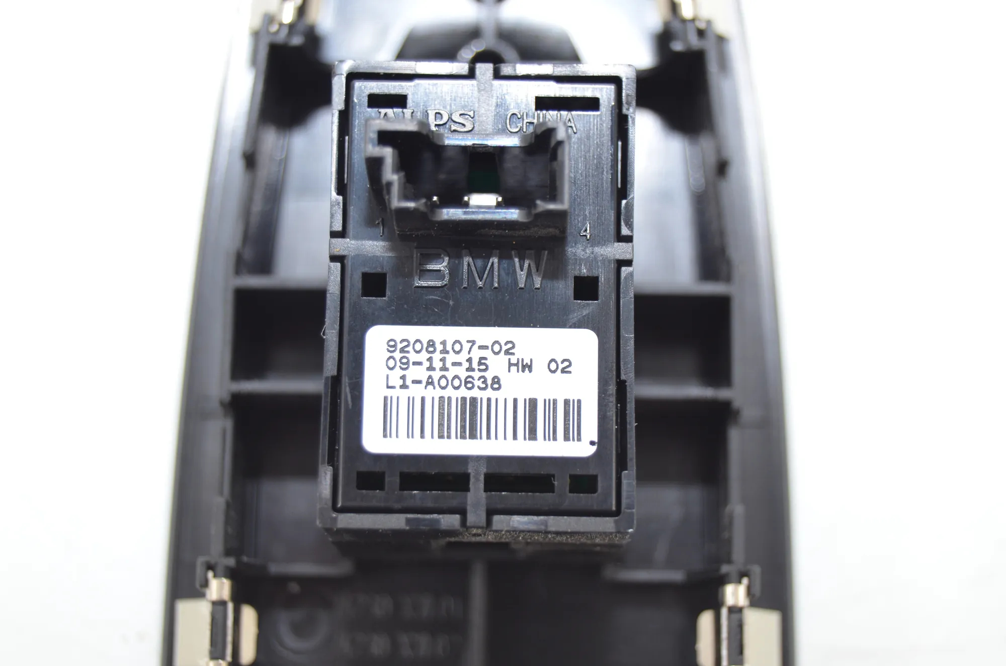 Front Left Door Window Switch – OEM 9362116 · BMW X1 (F48) xDrive 18 d 2016 – 7