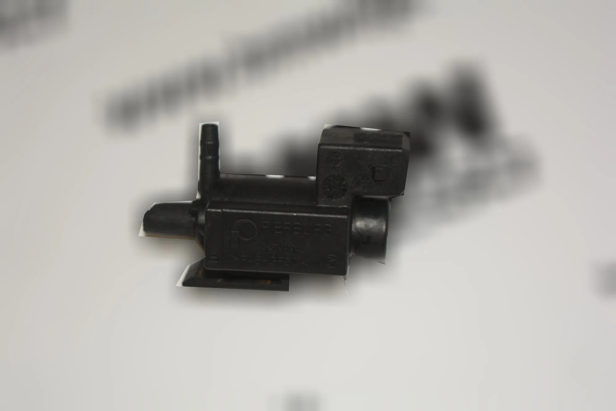 Solenoid Valve – OEM 1742712 · BMW 5 Touring (E39) 530 d 1999