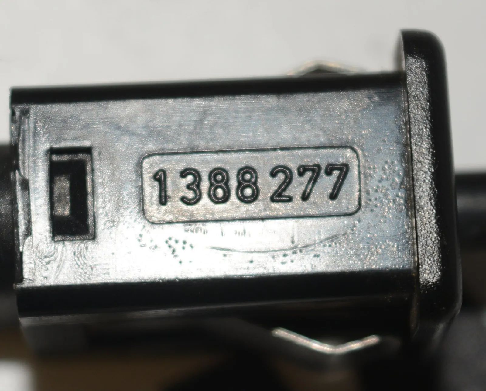 Switches – OEM 1388277 · BMW 5 Touring (E39) 530 d 1999 – 5