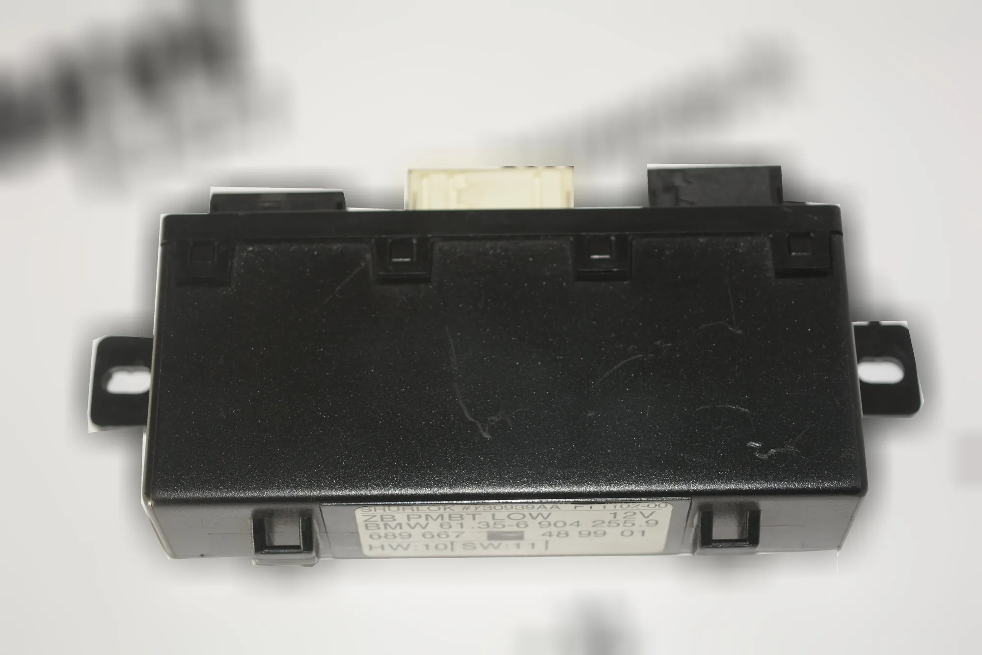 Front Left Door Control Unit – OEM 6904255 · BMW 5 Touring (E39) 530 d 1999 – 3