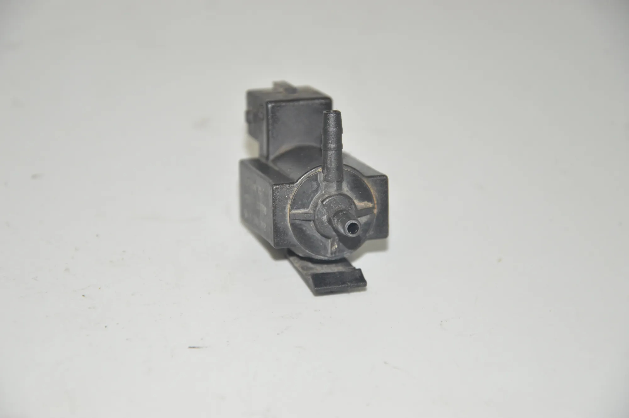 Solenoid Valve – OEM 1742712 · BMW 5 (E39) 525 d 2003