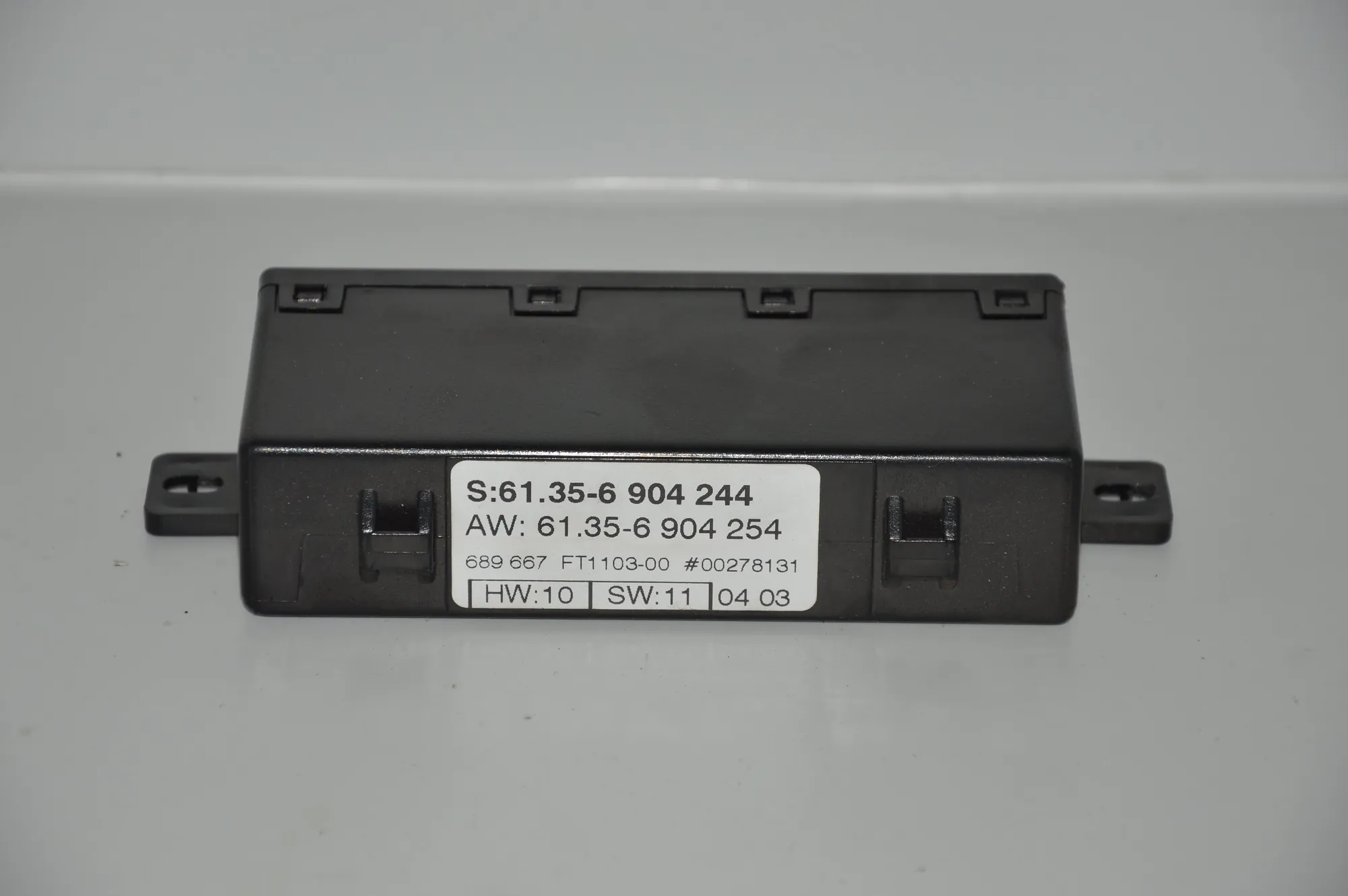 Front Left Door Control Unit – OEM 6904244 · BMW 5 (E39) 525 d 2003 – 2