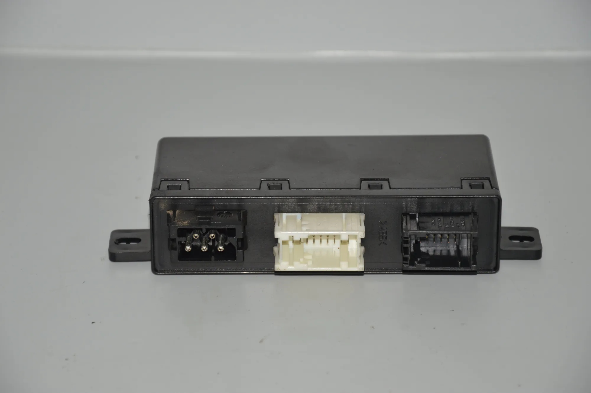 Front Left Door Control Unit – OEM 6904244 · BMW 5 (E39) 525 d 2003