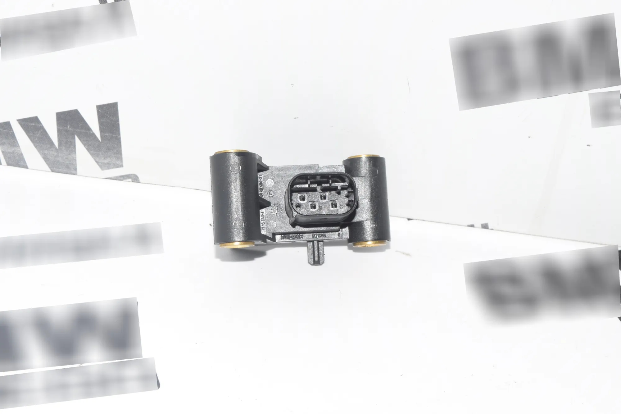 Front Right Impact Sensor – OEM 6977398 · BMW 5 (E60) 530 d 2005 – 3