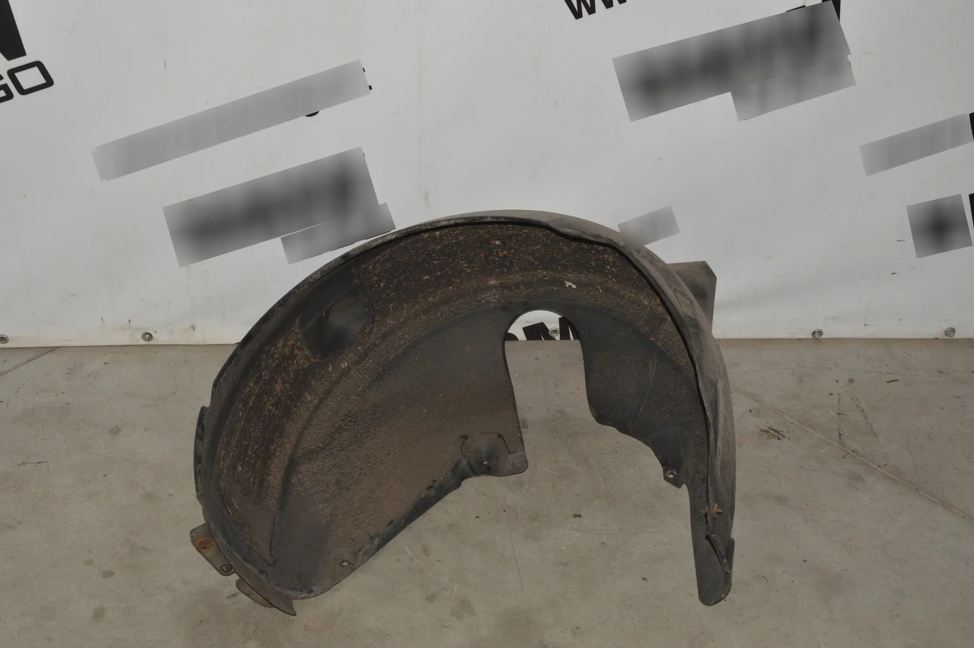 Rear Left Arch Liner · BMW 5 (E60) 530 d 2005 – 2